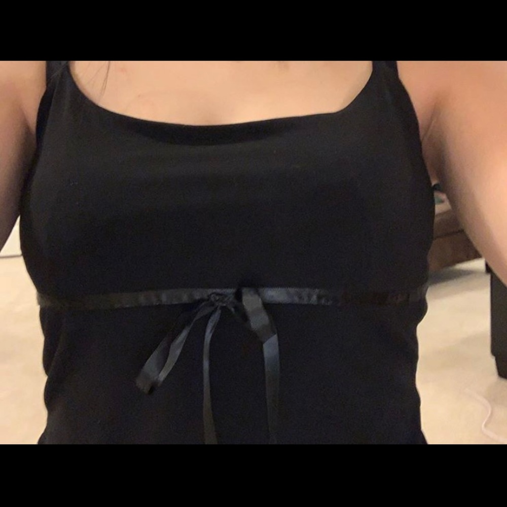 Cute black tank with with a ribbon!